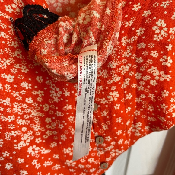 FREE PEOPLE - SHE'S DITSY RUFFLE SLEEVE BODYSUIT - ORANGE - Picture 7 of 10